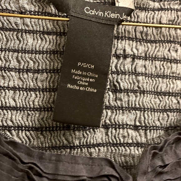 Denim dress by Calvin Klein. Slip over your head and go! Cute detailing - size S - Picture 5 of 9